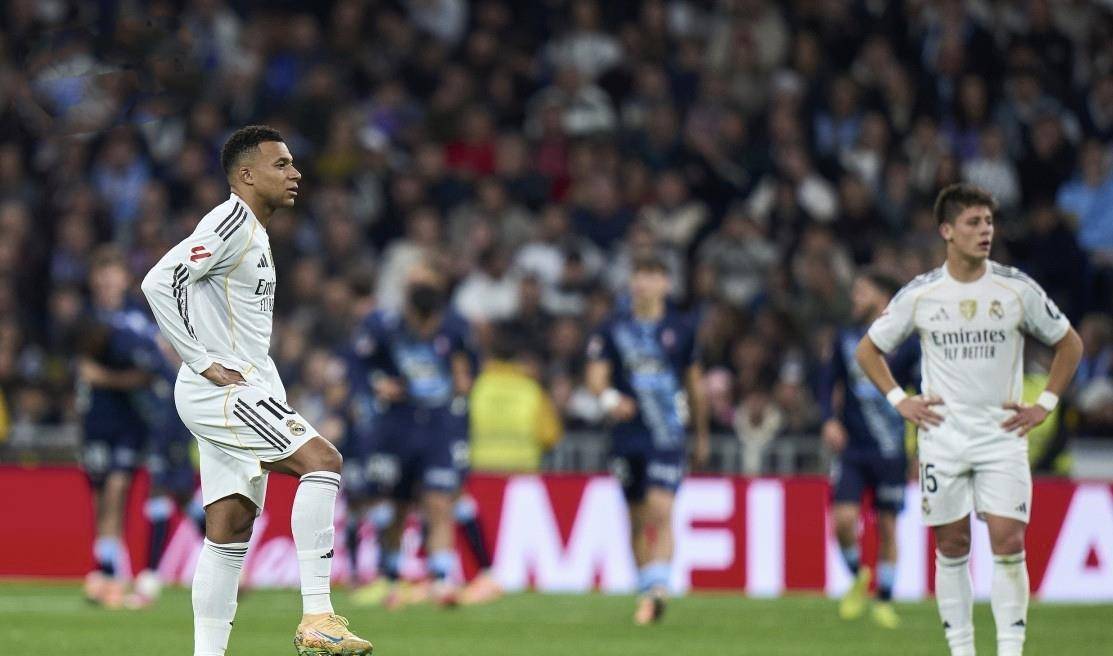 西甲0-2爆冷！姆巴佩吐饼+威尼修斯11场0球，下周欧冠拿什么打曼城？